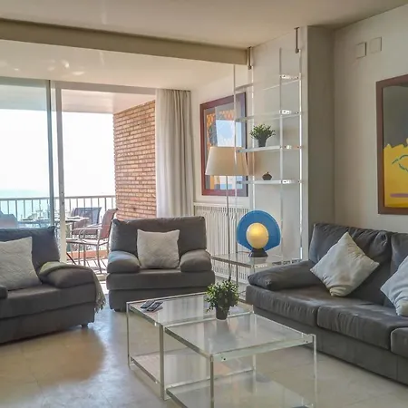 La Gioia 2 By Hello Homes