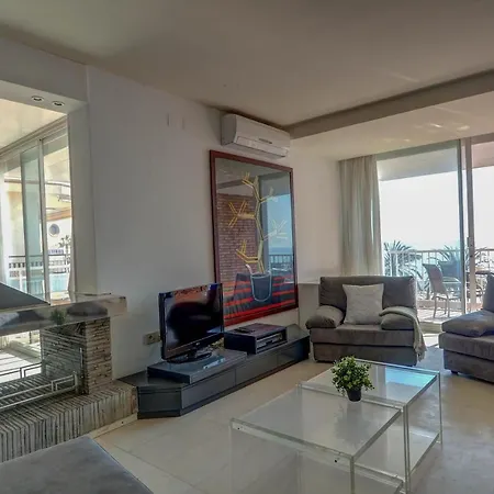 La Gioia 2 By Hello Homes