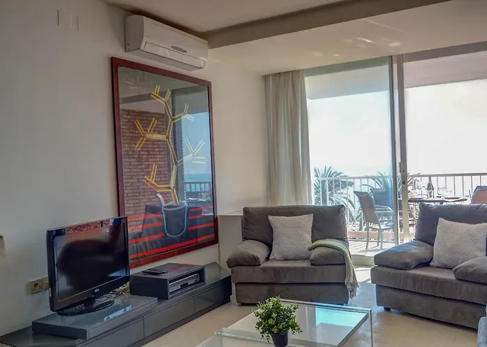 Апартаменти La Gioia 2 By Hello Homes *