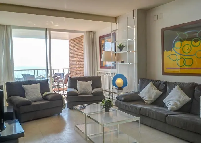 La Gioia 2 By Hello Homes